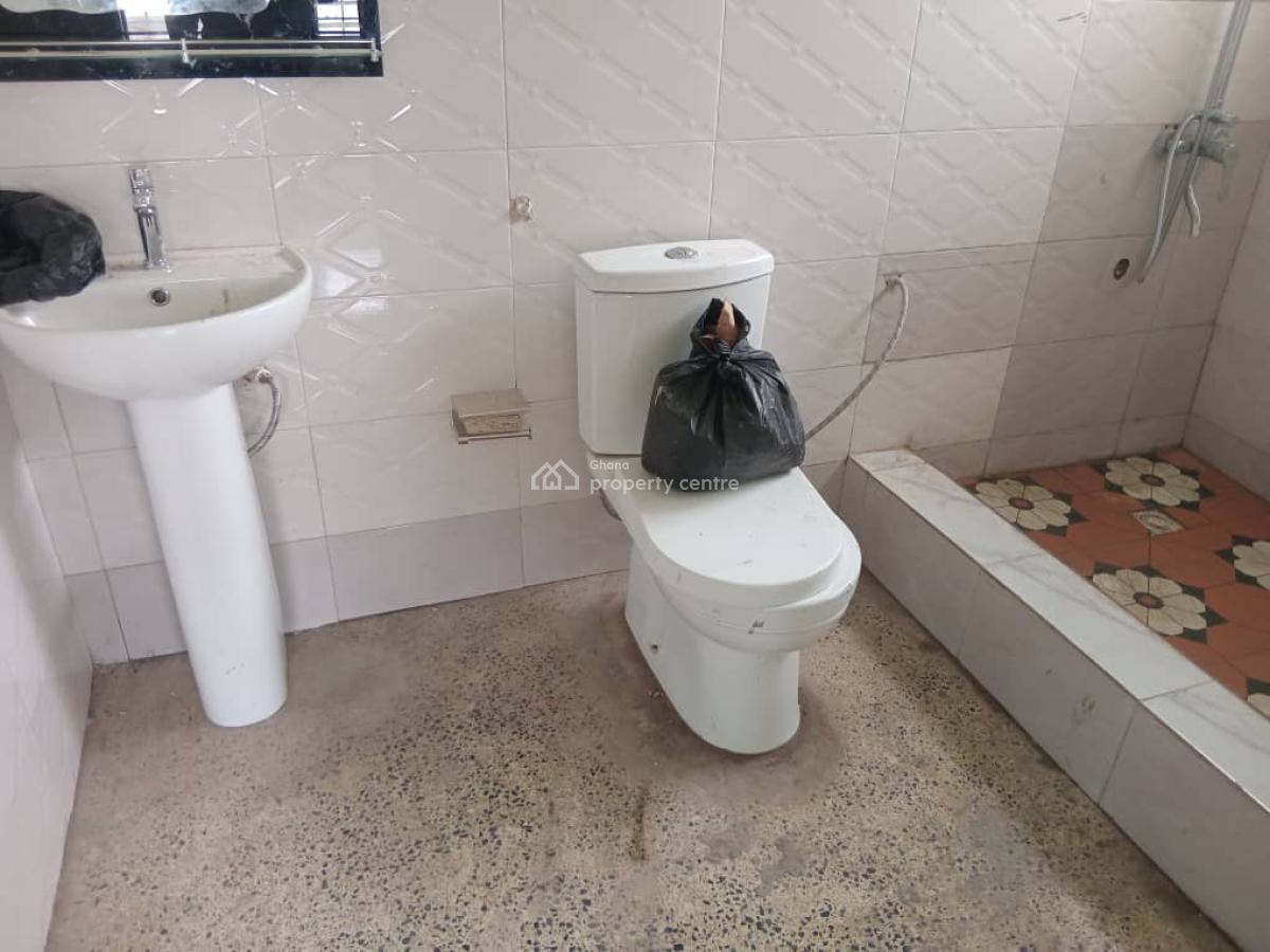 * 3brm House  @ Dansoman, Accra.*, Enso Nyame Ye, Dansoman, Accra, House for Rent