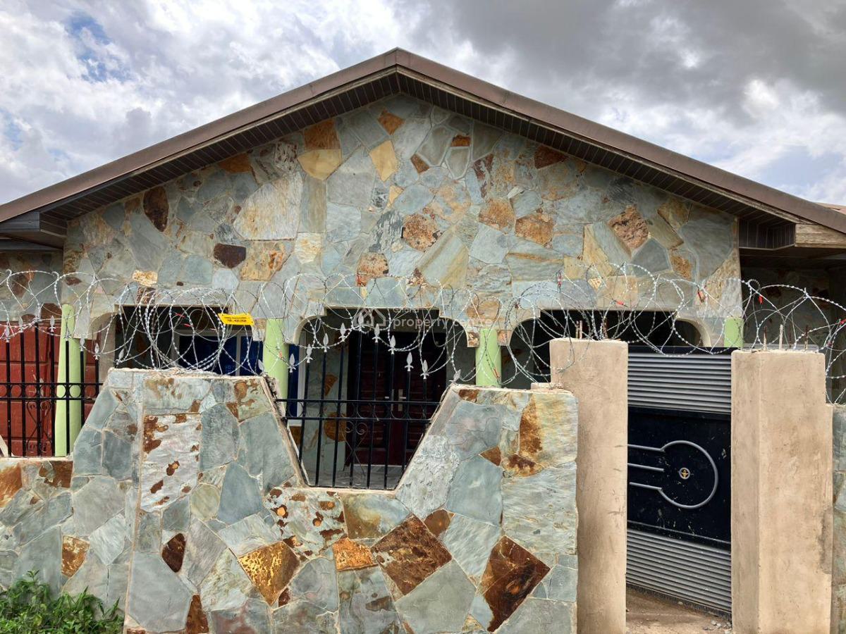 *5master Brm on 2 Plots @ Akweley, Kasoa*, Akweley, Kasoa, Awutu-senya East, Central Region, House for Sale