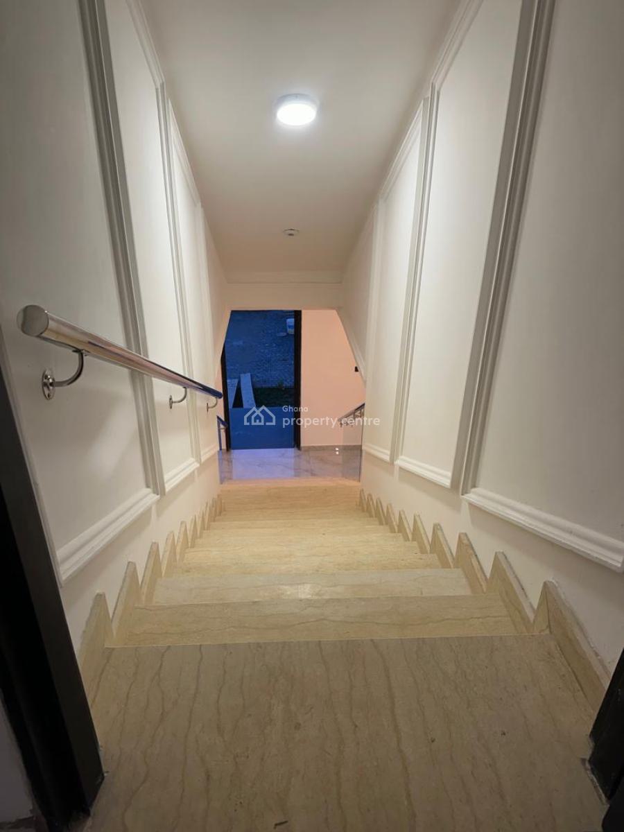 Airport Hills 5 Bedrooms, East Airport, East Airport, Airport Residential Area, Accra, House for Sale