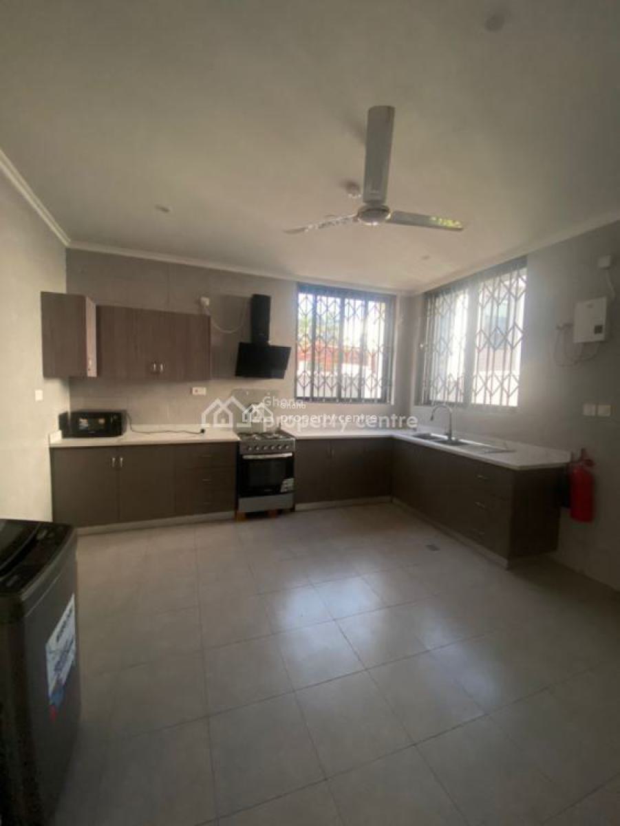Executive 3bedroom Townhouse @ Cantonment, Cantonments, Accra, House for Rent