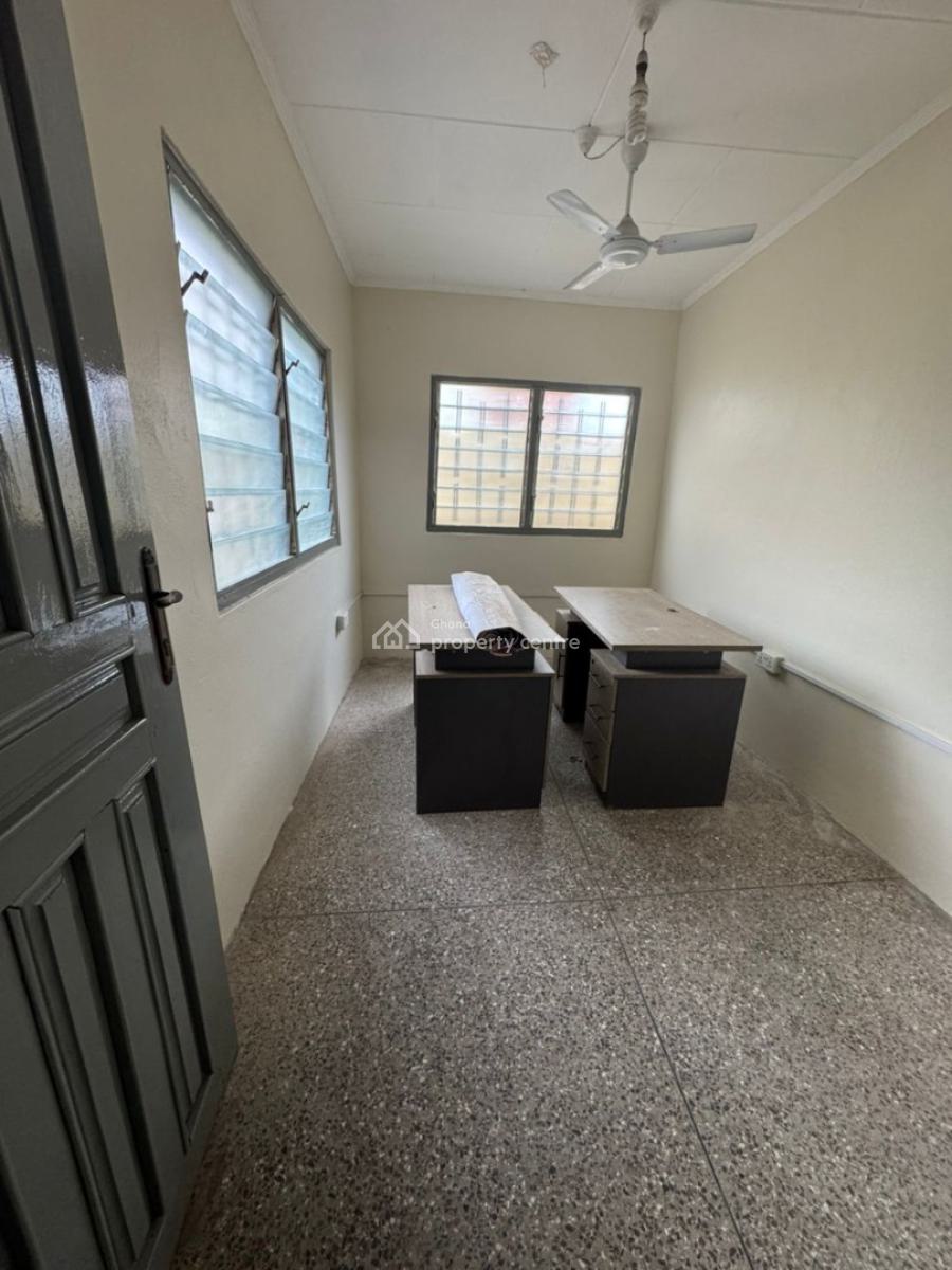 Renovated 2brm Apartment @ Lartebiokoshie, Accra.*, Radio Gold Area, Lartebiokorshie, Accra, House for Rent