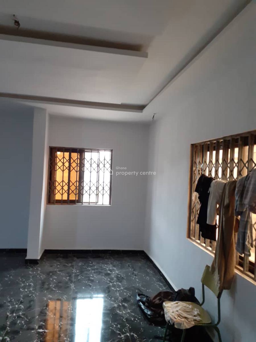 New 3brm Self Compound/house @ Pokuase Accra., Amanfrom, Pokuase (pokoasi), Ga West Municipal, Accra, House for Rent