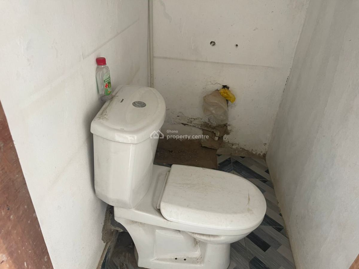 New 3brm Self Compound/house @ Pokuase Accra., Amanfrom, Pokuase (pokoasi), Ga West Municipal, Accra, House for Rent