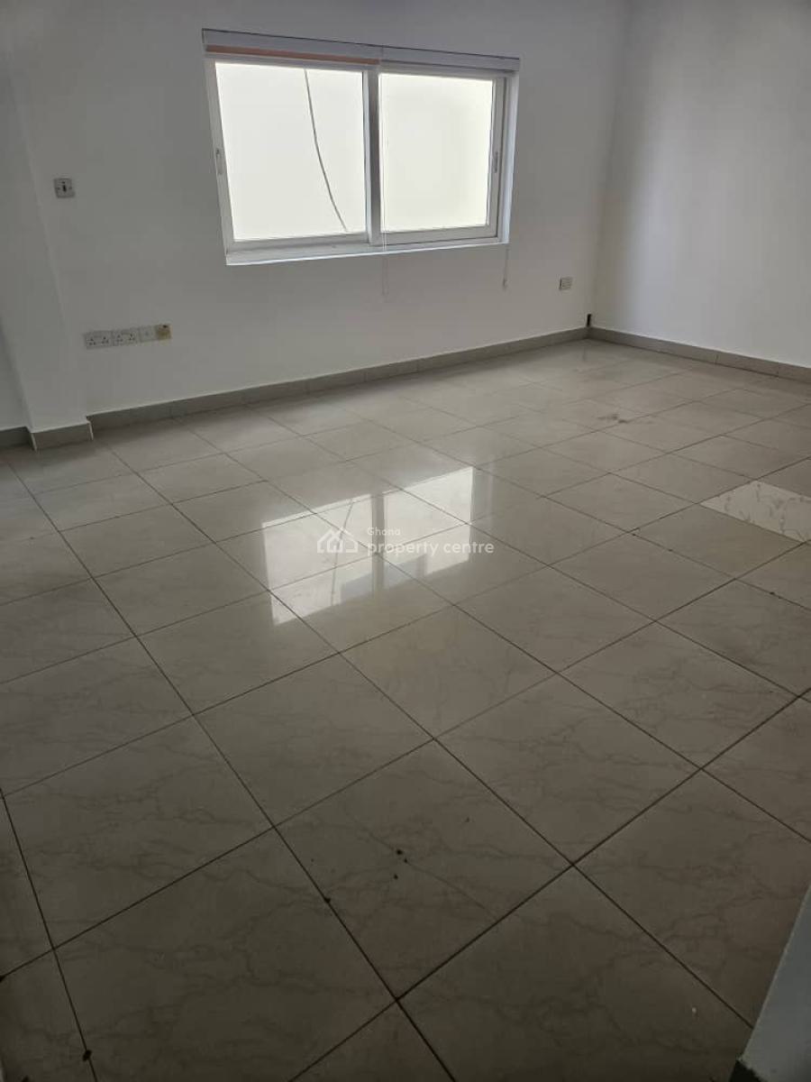 200sqm Office Space (1st Floor) Roadside, Abelemkpe, Accra, Office Space for Rent