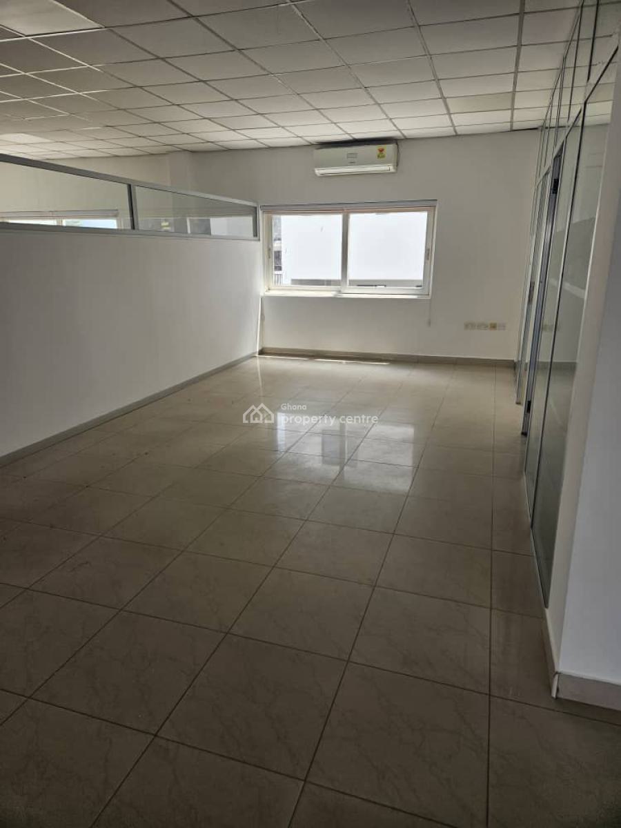 200sqm Office Space (1st Floor) Roadside, Abelemkpe, Accra, Office Space for Rent
