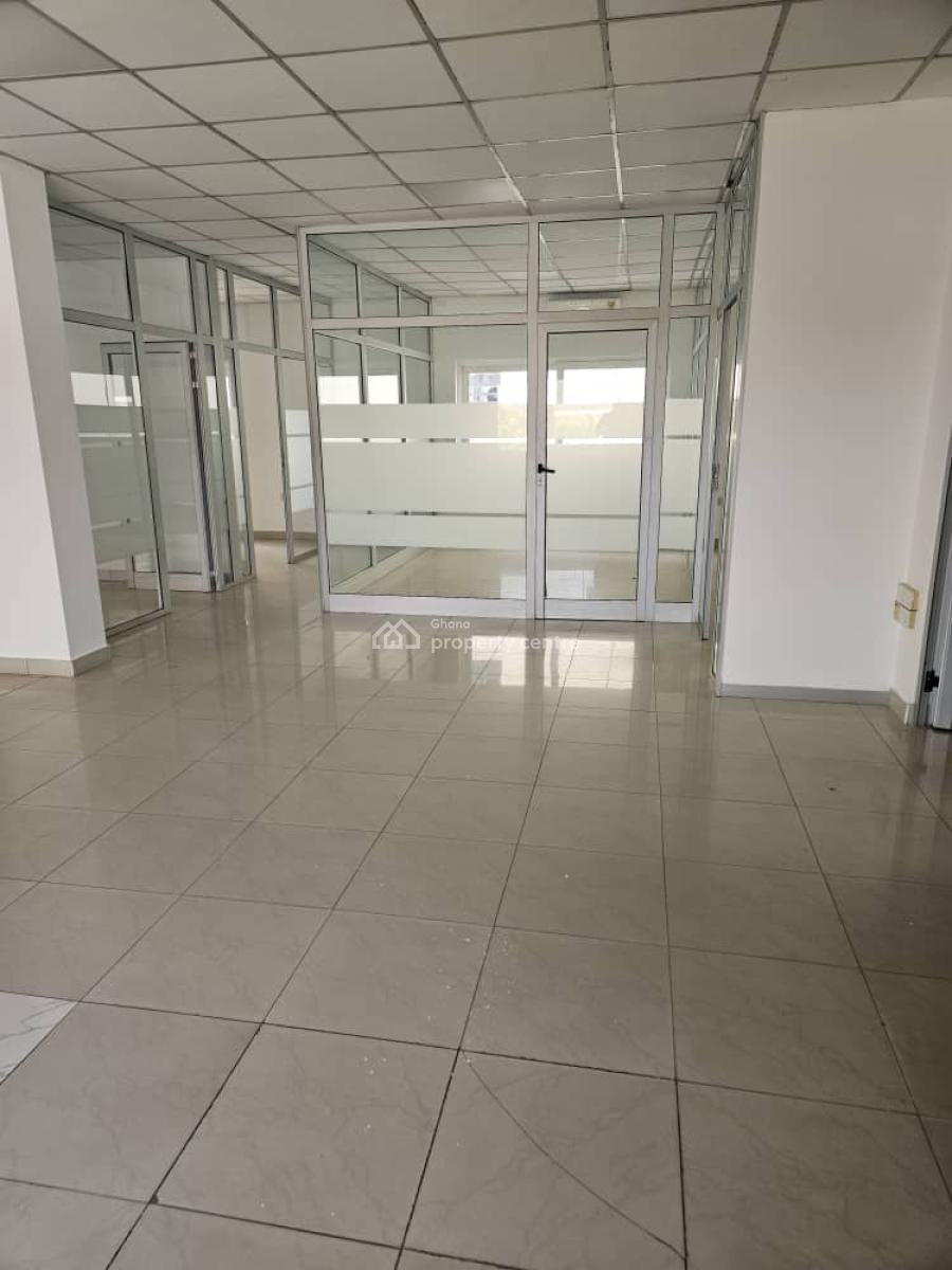 200sqm Office Space (1st Floor) Roadside, Abelemkpe, Accra, Office Space for Rent