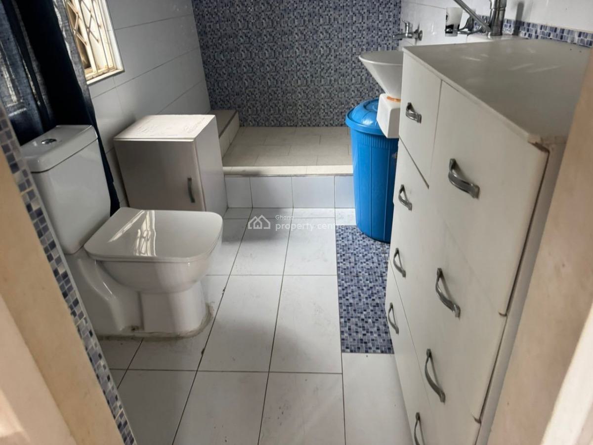 Chamber and Hall at Sowutuom, Israel Park, Sowutuom, Ga Central Municipal, Accra, Mini Flat for Rent