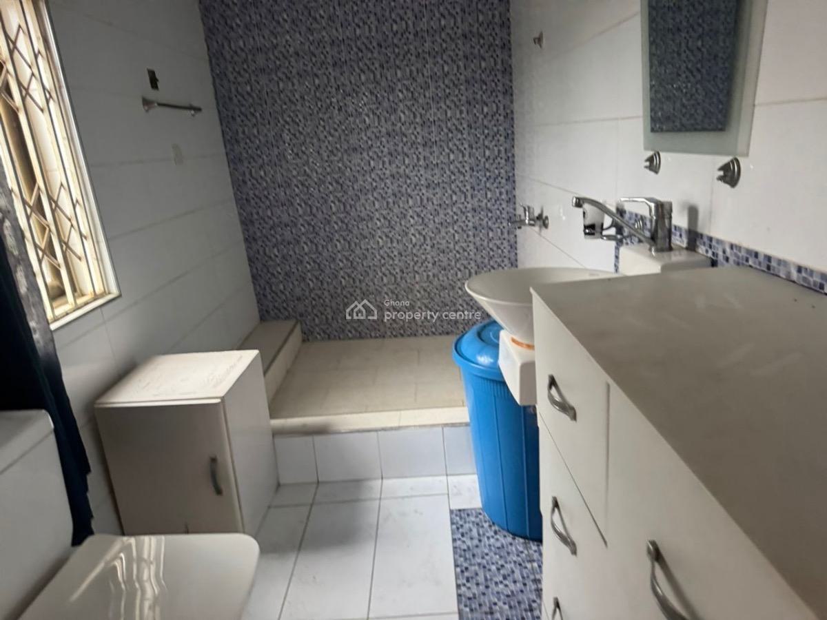Chamber and Hall at Sowutuom, Israel Park, Sowutuom, Ga Central Municipal, Accra, Mini Flat for Rent