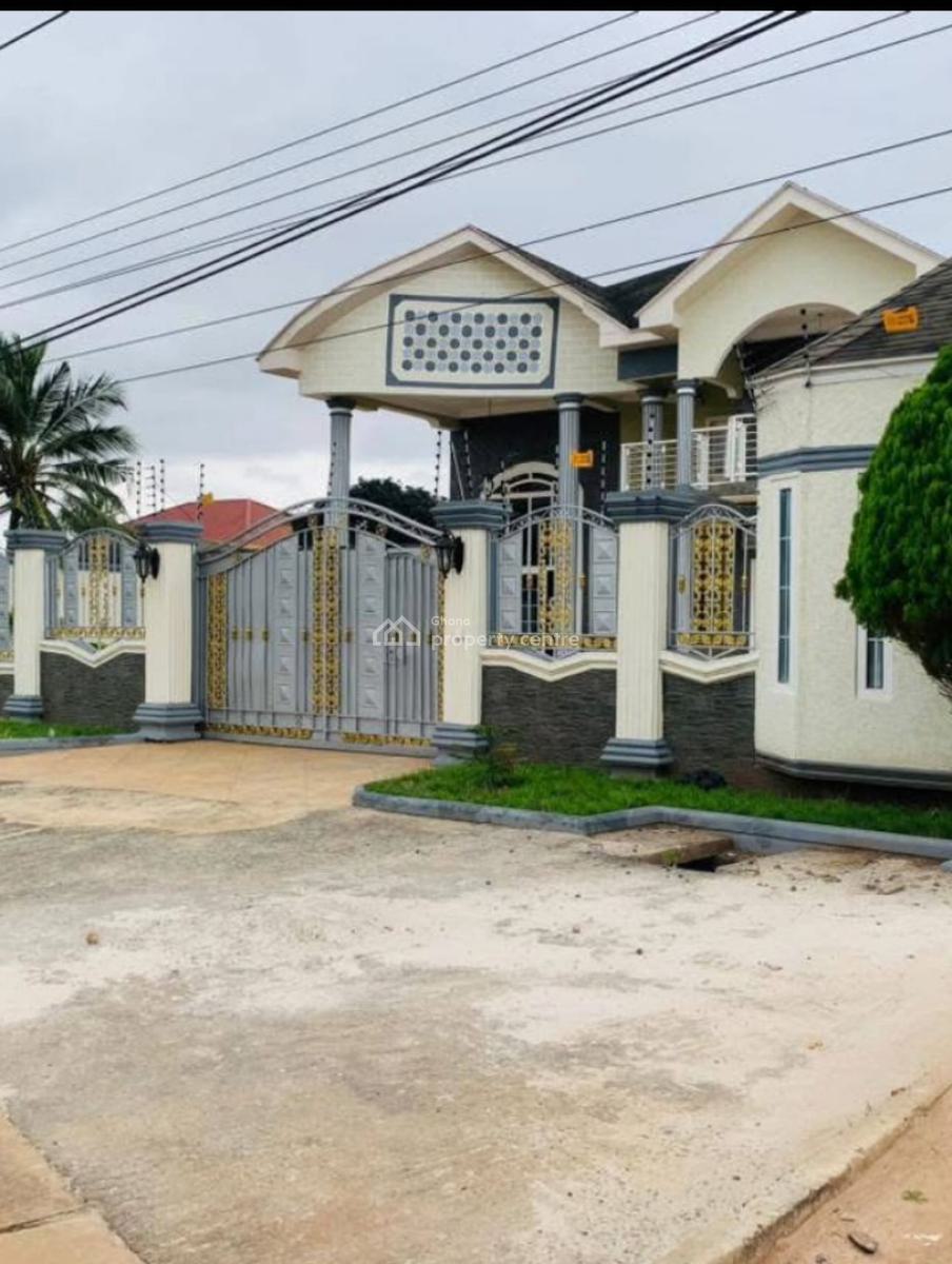Executive 5-bedroom, East Legon, Accra, House for Rent
