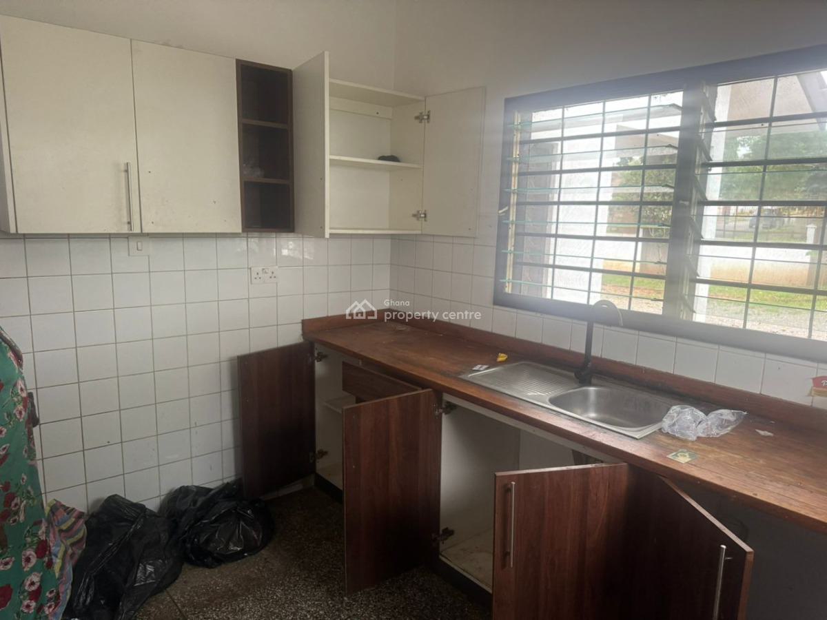 3 Bedroom with 2 Washrooms Self Compound, Acp, Pokuase (pokoasi), Ga West Municipal, Accra, House for Rent