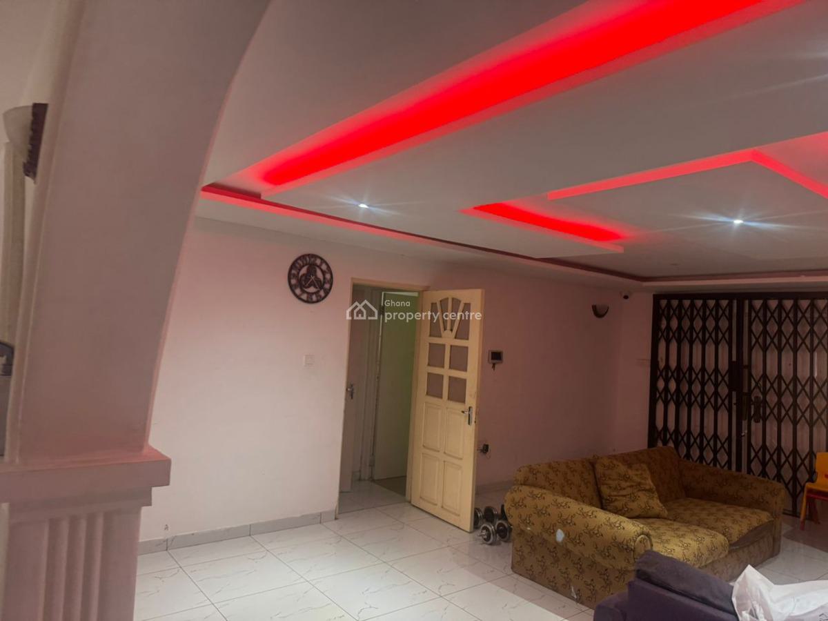 4 Bedroom Self Compound, Cfc Estate, Achimota, Accra, House for Rent