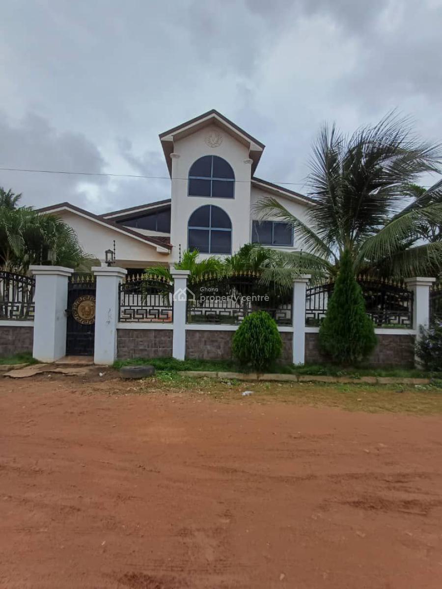 *** Executive 7 Bedroom House * 1 Boy Quarters, Ofankor Barrier, Ofankor, Accra, House for Sale