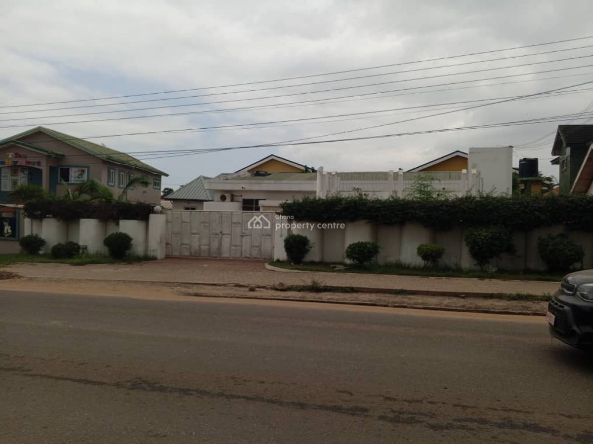 Old House Sitting on 100 By 100 Feet Land on a  Tared Road, West Legon, Haatso, Ga East Municipal, Accra, House for Sale