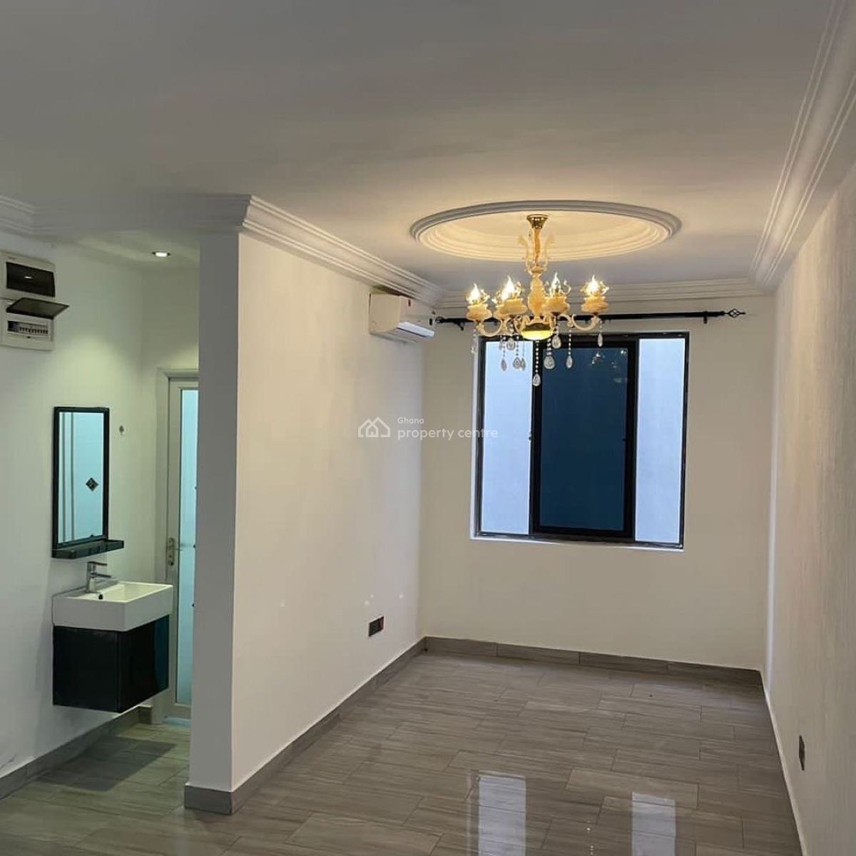 4 Bedroom Townhouse in a Gated Community with Swimming Pool, Tseaddo, East Airport, Airport Residential Area, Accra, Townhouse for Sale