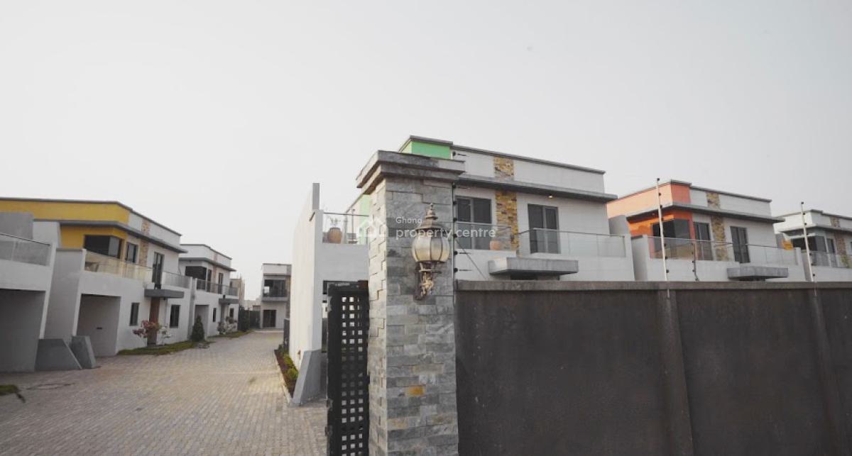 4 Bedroom Townhouse in a Gated Community with Swimming Pool, Tseaddo, East Airport, Airport Residential Area, Accra, Townhouse for Sale