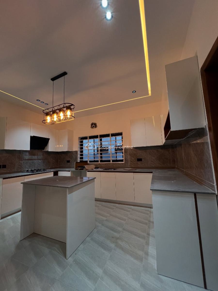 Executive Newly Built All En-suite 3 Bedrooms, Oyarifa, La Nkwantanang Madina Municipal, Accra, House for Sale