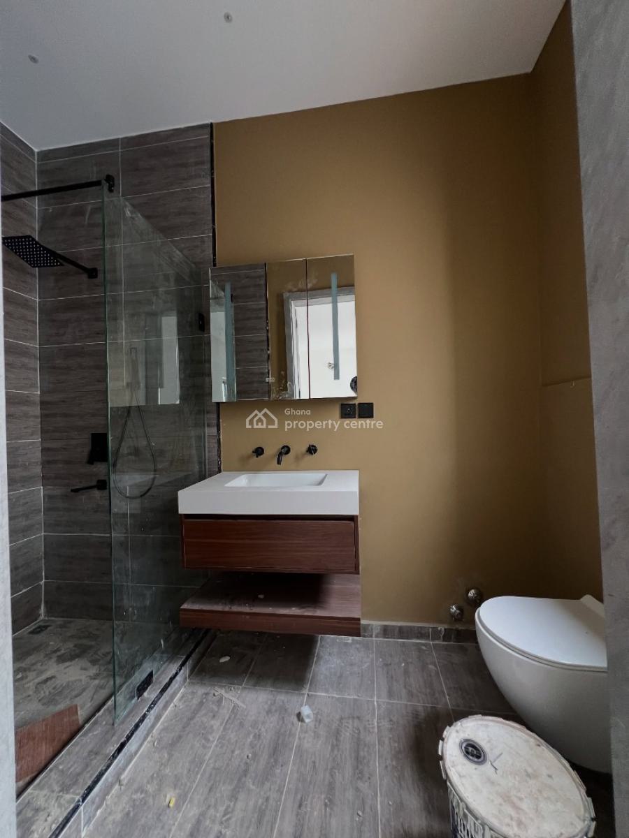 Executive 4.5 Bedroom, Adenta, Adenta Municipal, Accra, House for Sale