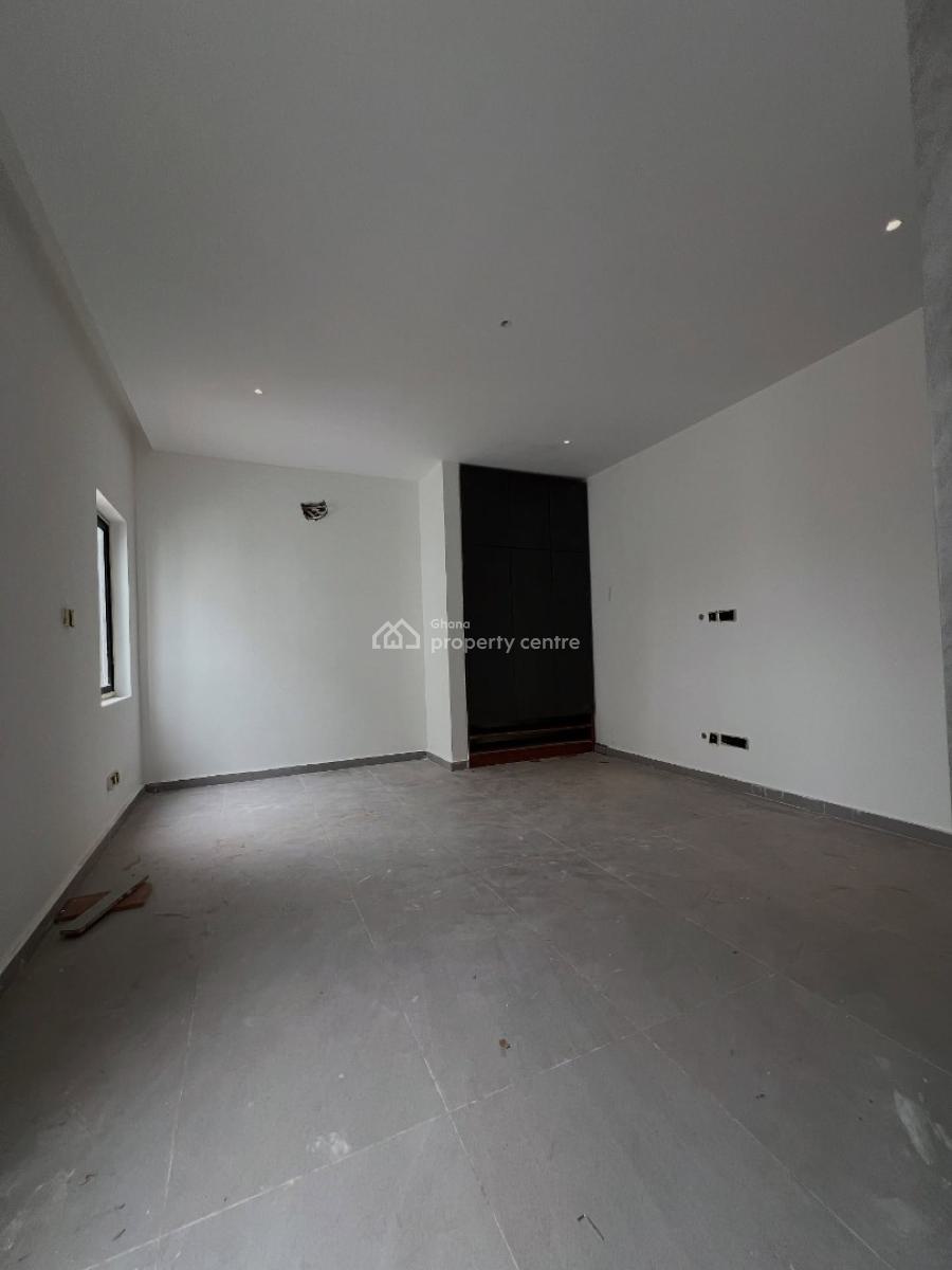 Executive 4.5 Bedroom, Adenta, Adenta Municipal, Accra, House for Sale