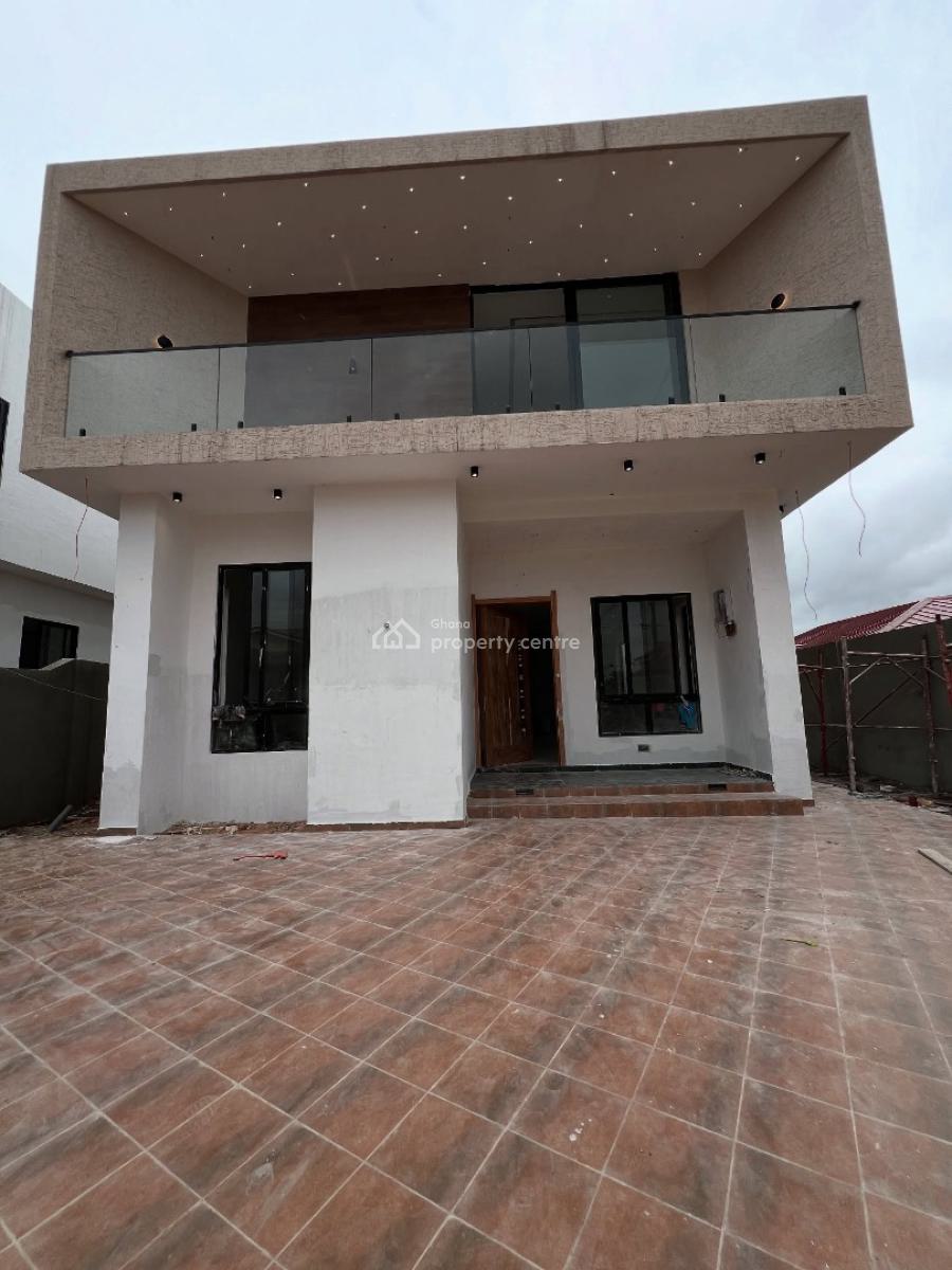 Executive 4.5 Bedroom, Adenta, Adenta Municipal, Accra, House for Sale