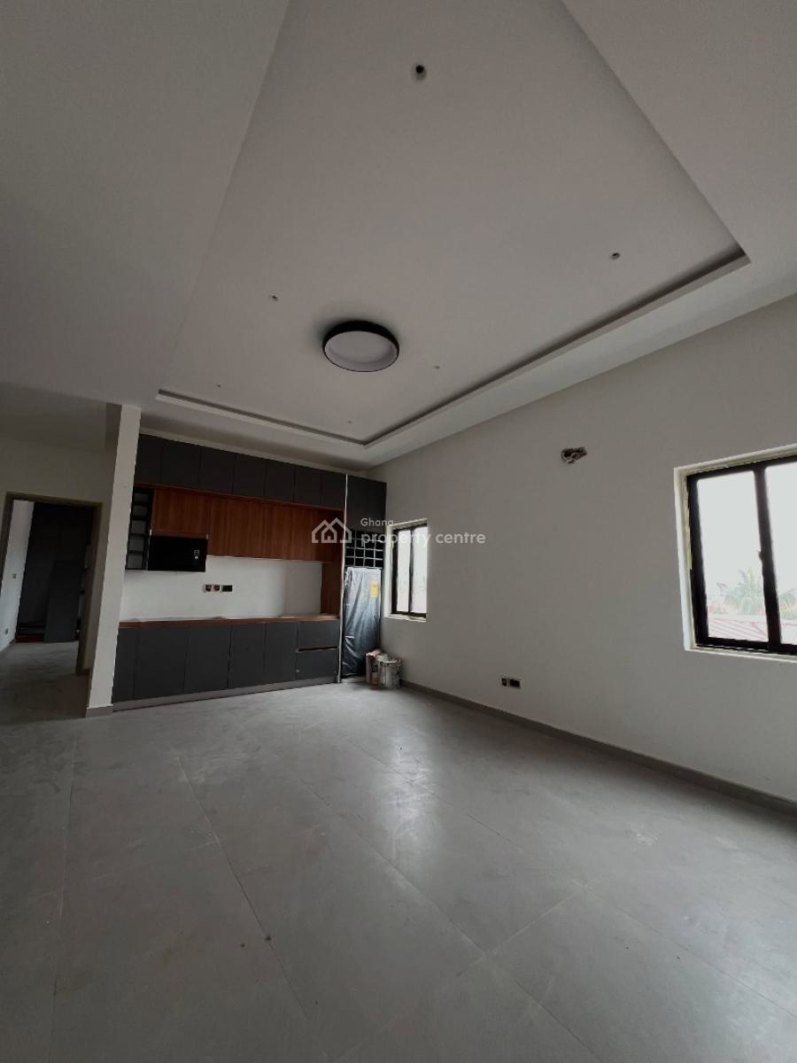 Executive 4.5 Bedroom, Adenta, Adenta Municipal, Accra, House for Sale