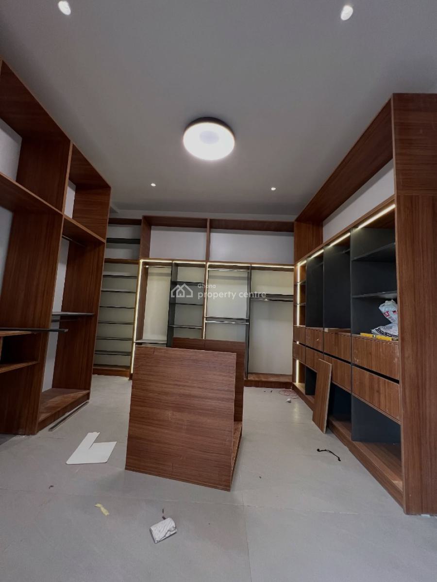 Executive 4.5 Bedroom, Adenta, Adenta Municipal, Accra, House for Sale