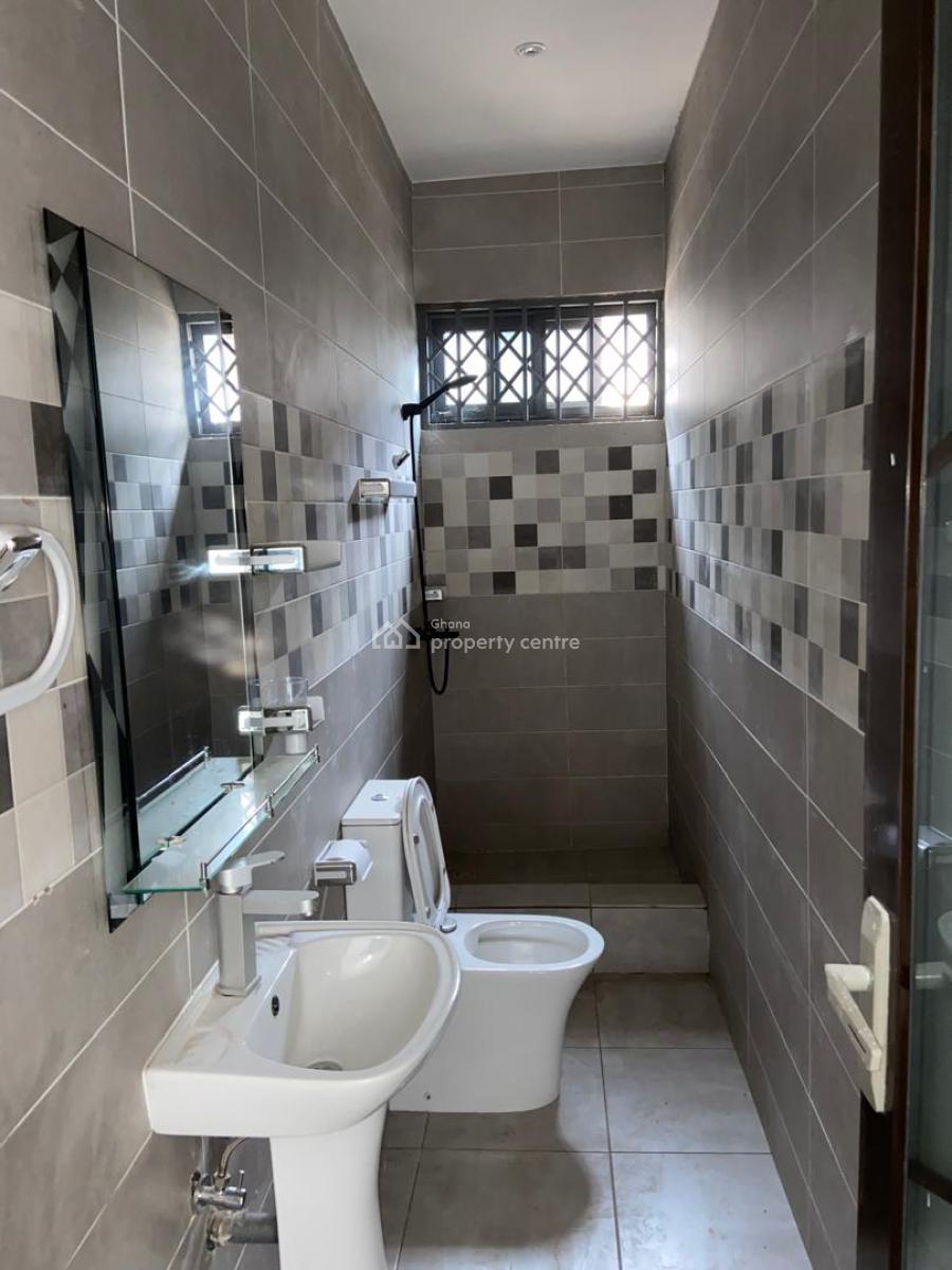 3bedroom Self Compound, Tse Addo Round About, Tse Addo, Accra, Commercial Property for Rent