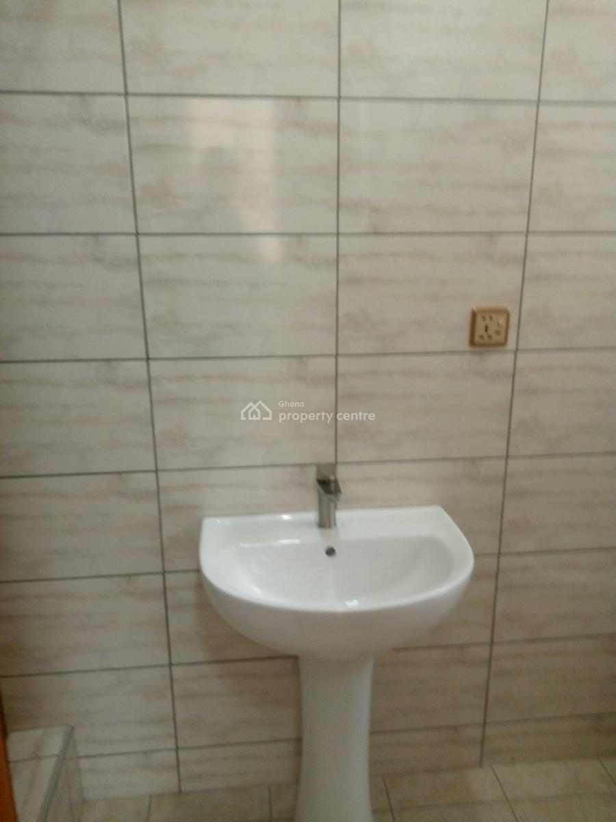 Executive Newly Built 2 Bedroom Apartment @ Sakumono, Sakumono, Tema, Accra, Apartment for Rent