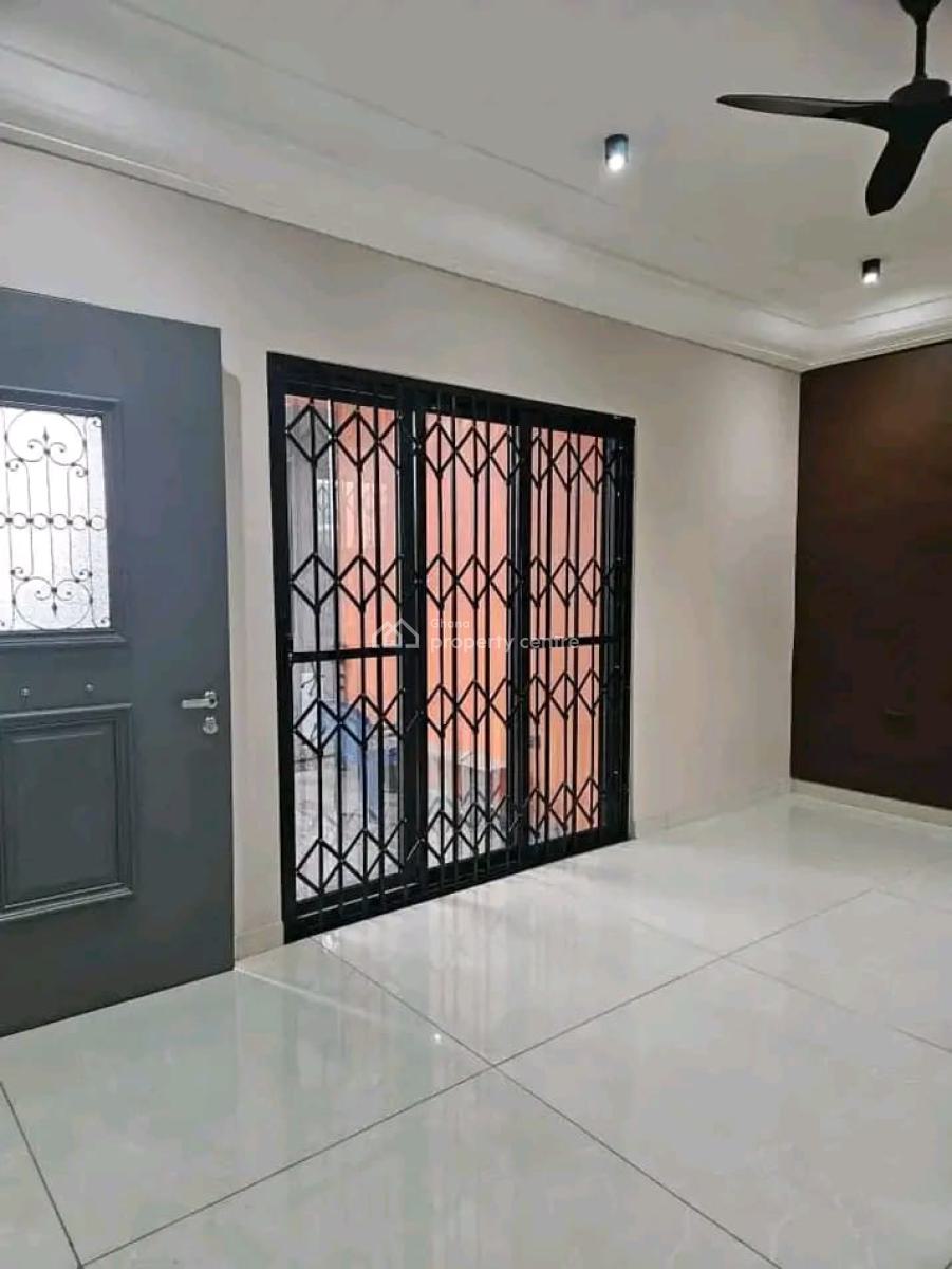 Executive 3-bedroom Apartment @ Tantra Hill, Tantra Hill, Ga West Municipal, Accra, Apartment for Rent