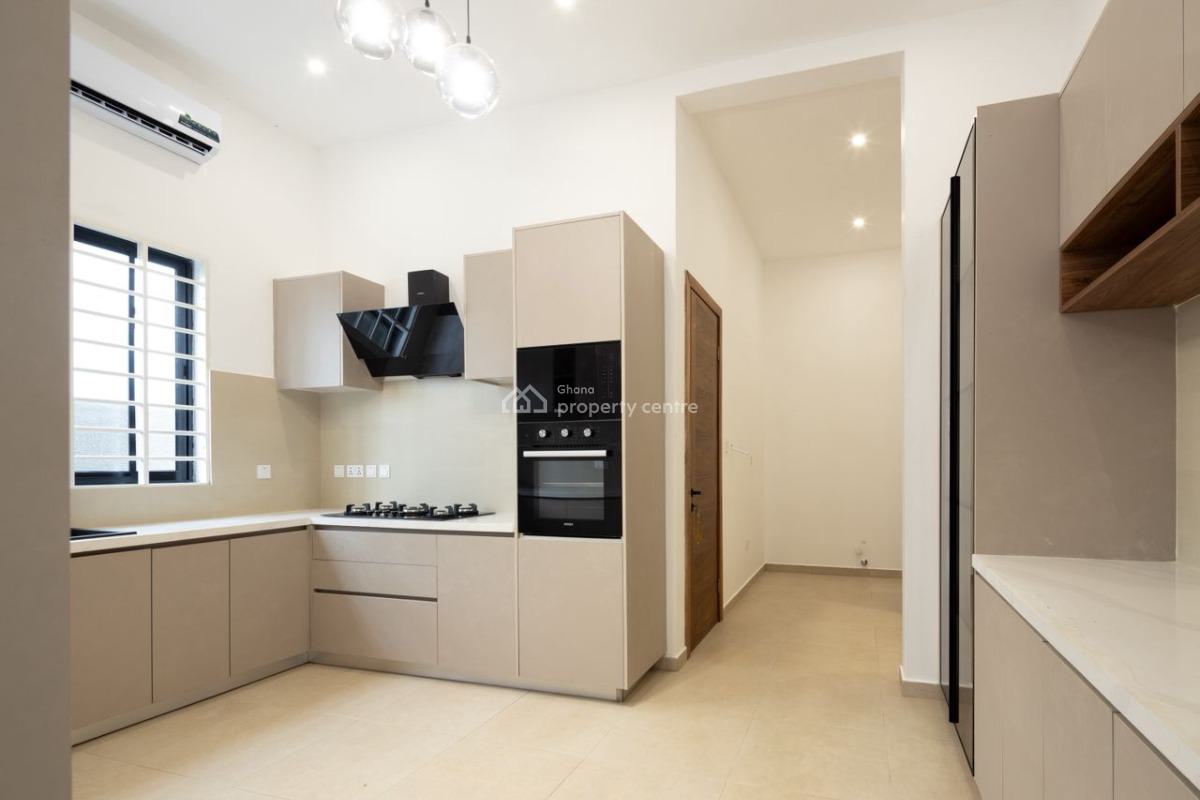 Ultra Modern 5-bedroom Townhouse @  North Legon, North Legon, Accra, House for Sale