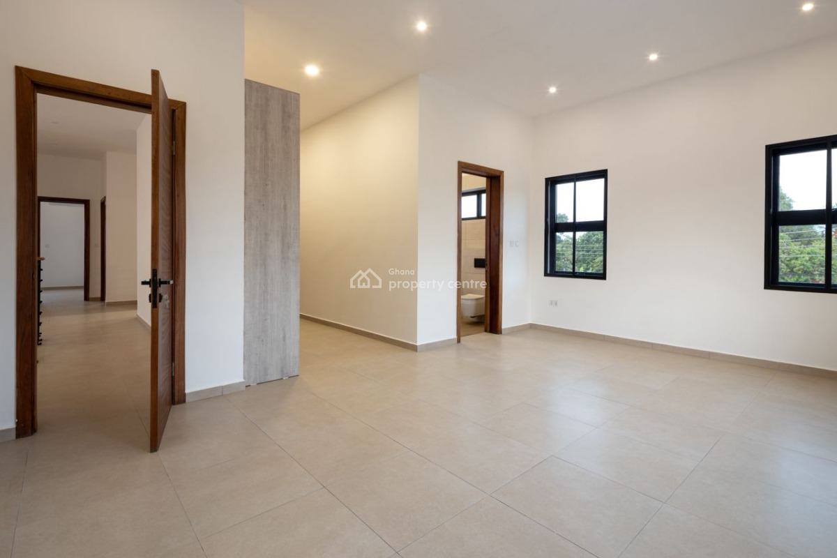 Ultra Modern 5-bedroom Townhouse @  North Legon, North Legon, Accra, House for Sale