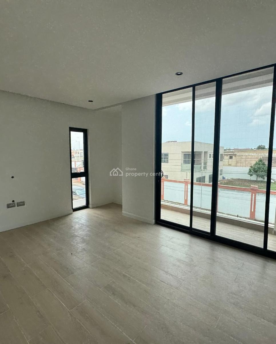 Executive 4bedroom Townhouse @ Dzorwulu, Dzorwulu, Accra, House for Sale