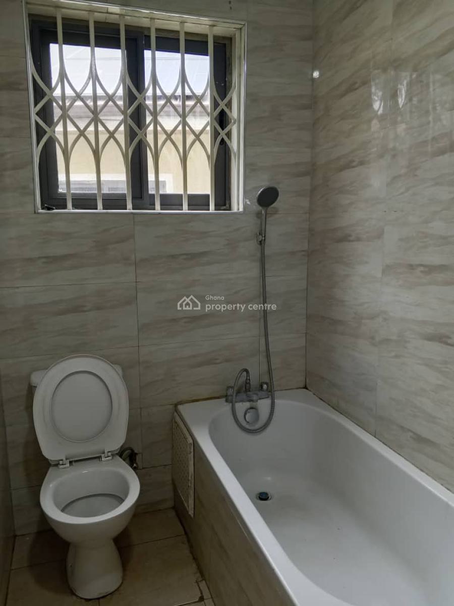 Unfurnished Spacious 3 Bedroom Apartment, Tesano, Accra, Apartment for Rent