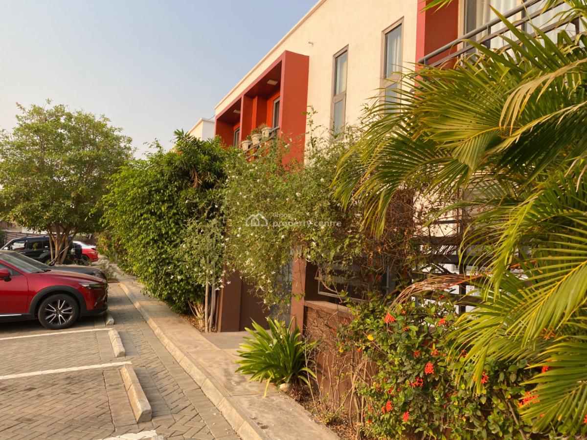 Terraced 2 Bedroom Townhouse in a Gated Community with Swimming Pool, Bush Road, Tse Addo, Accra, Terraced Duplex for Rent