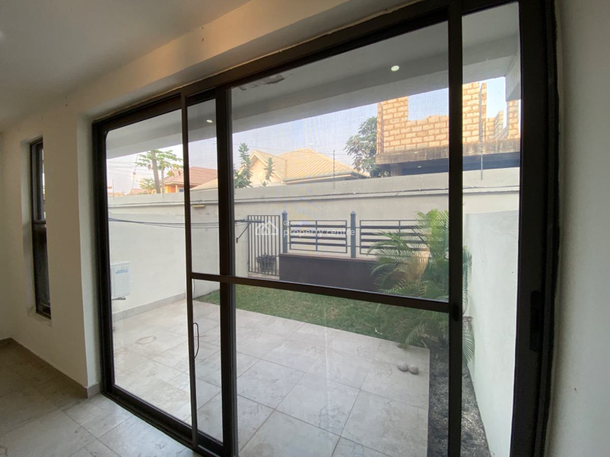 Terraced 2 Bedroom Townhouse in a Gated Community with Swimming Pool, Bush Road, Tse Addo, Accra, Terraced Duplex for Rent
