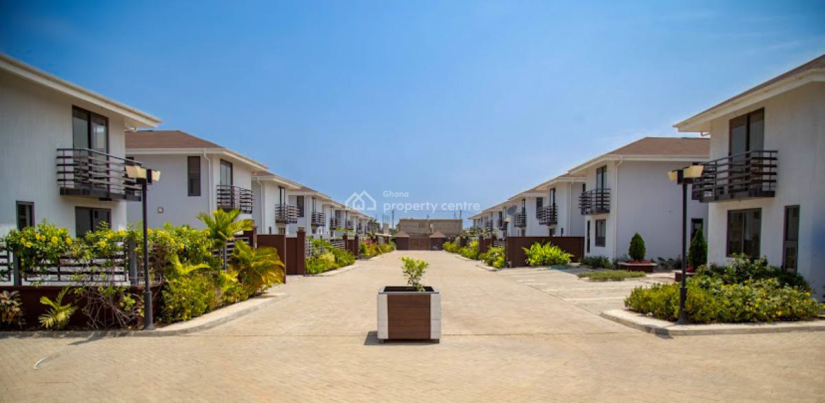 Terraced 2 Bedroom Townhouse in a Gated Community with Swimming Pool, Bush Road, Tse Addo, Accra, Terraced Duplex for Rent