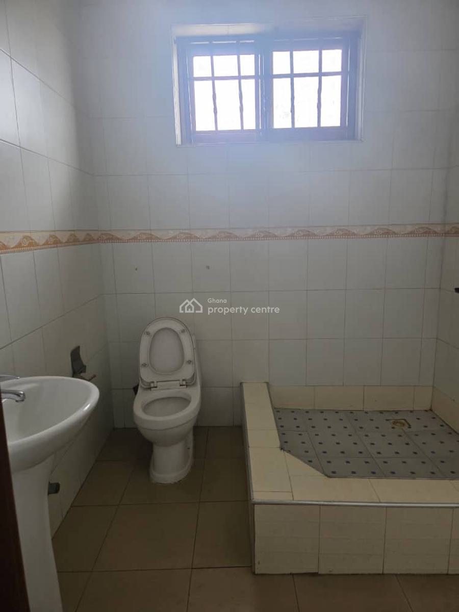 2 Bedrooms at Cfc Estate, Cfc Estate, Dome, Ga East Municipal, Accra, Apartment for Rent