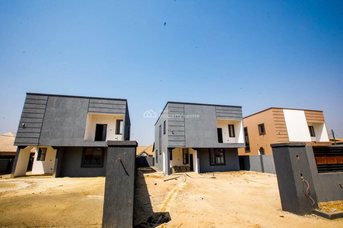 Newly Built 3 Bedroom House, Kumasi Airport Roundabout, Kumasi Metropolitan, Ashanti, Townhouse for Sale