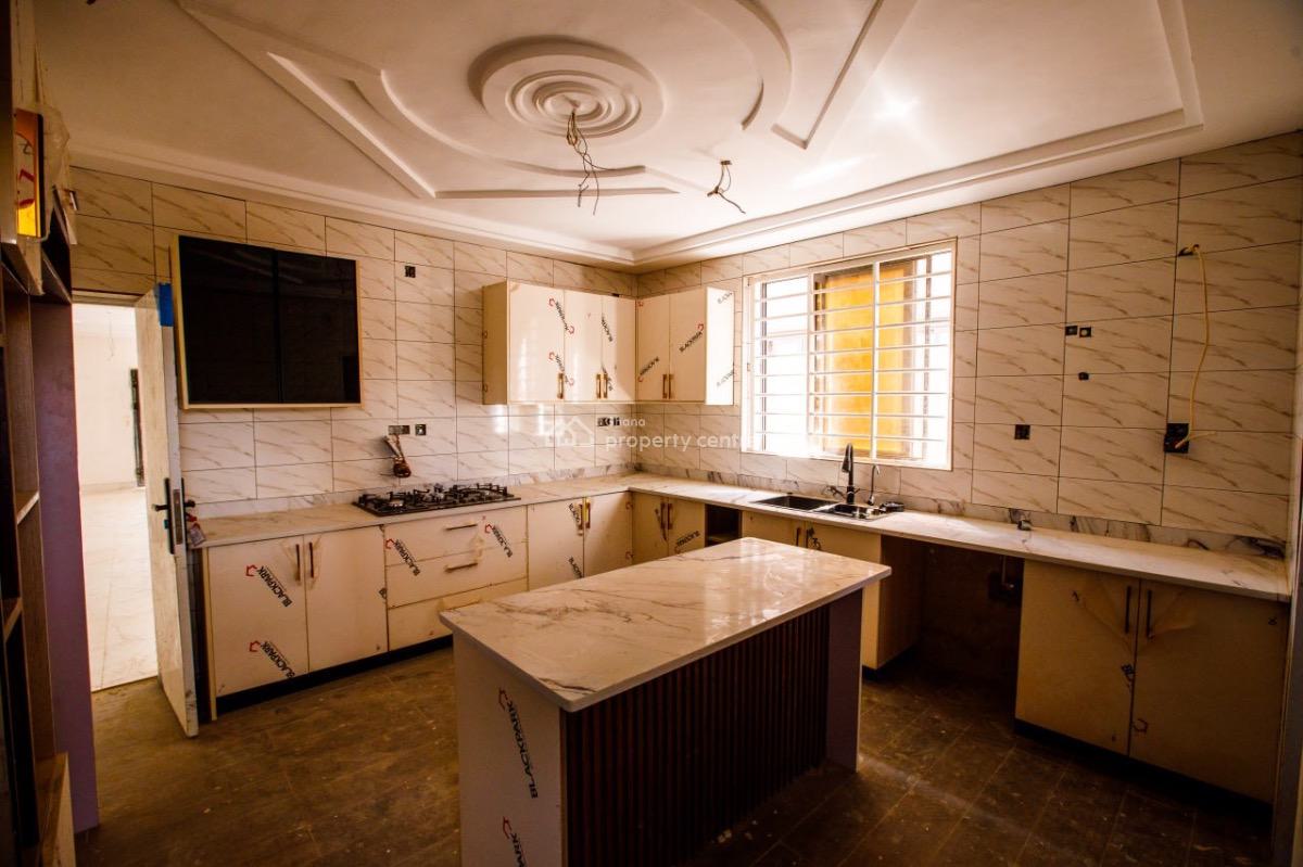 Newly Built 3 Bedroom House, Kumasi Airport Roundabout, Kumasi Metropolitan, Ashanti, Townhouse for Sale