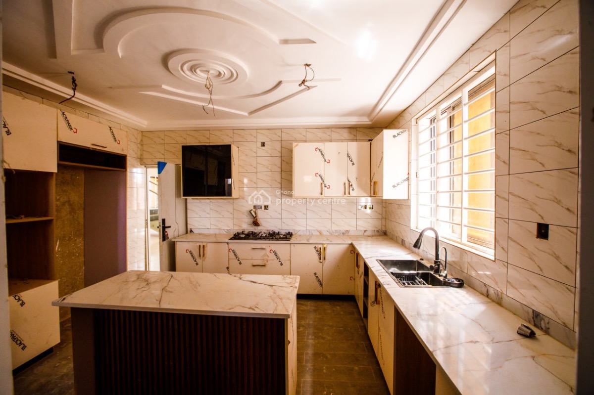 Newly Built 3 Bedroom House, Kumasi Airport Roundabout, Kumasi Metropolitan, Ashanti, Townhouse for Sale