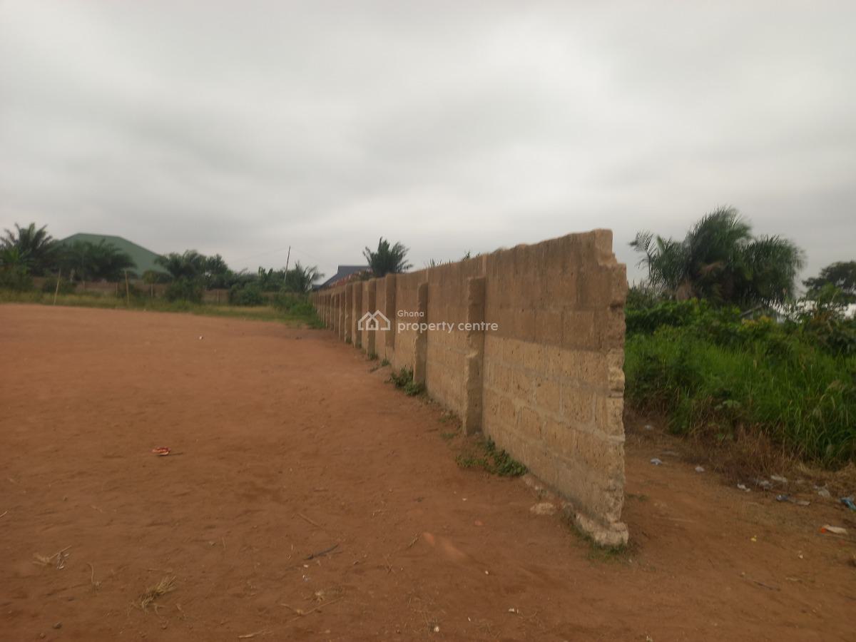 4 Plots ( 1 Acre Land)   Fence Walled., Kenyasi Bosore, Near Buokrom, Kumasi Metropolitan, Ashanti, Land for Sale