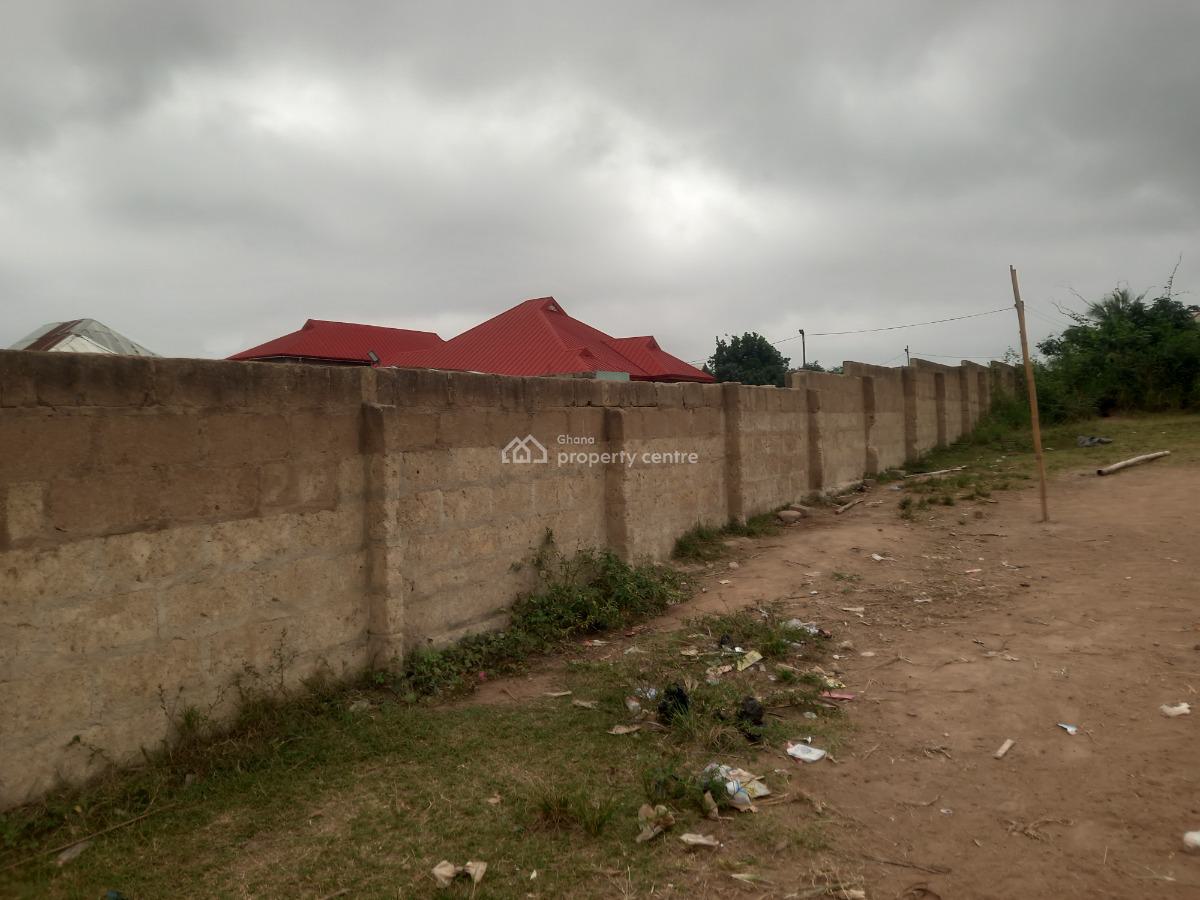 4 Plots ( 1 Acre Land)   Fence Walled., Kenyasi Bosore, Near Buokrom, Kumasi Metropolitan, Ashanti, Land for Sale
