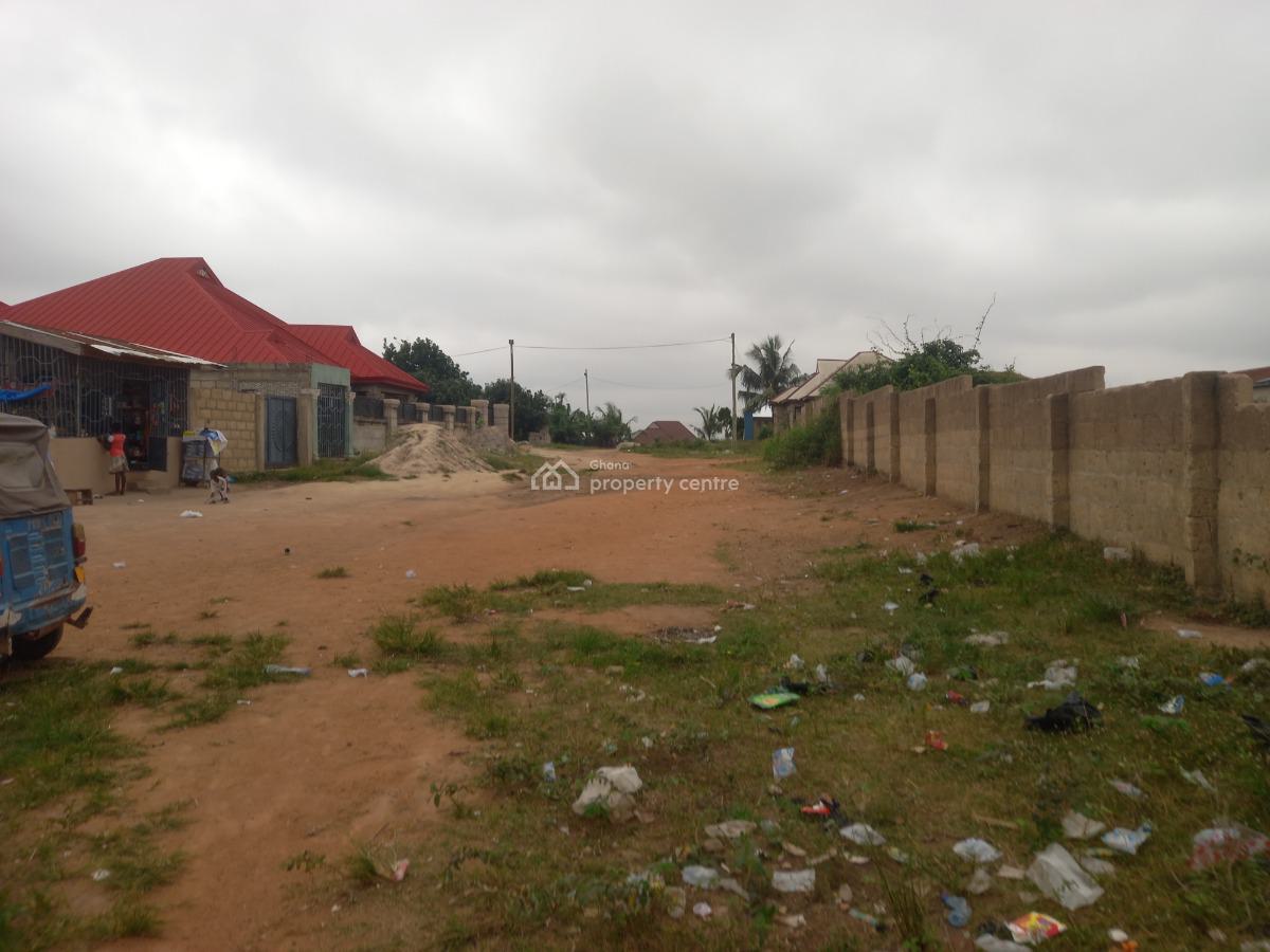 4 Plots ( 1 Acre Land)   Fence Walled., Kenyasi Bosore, Near Buokrom, Kumasi Metropolitan, Ashanti, Land for Sale