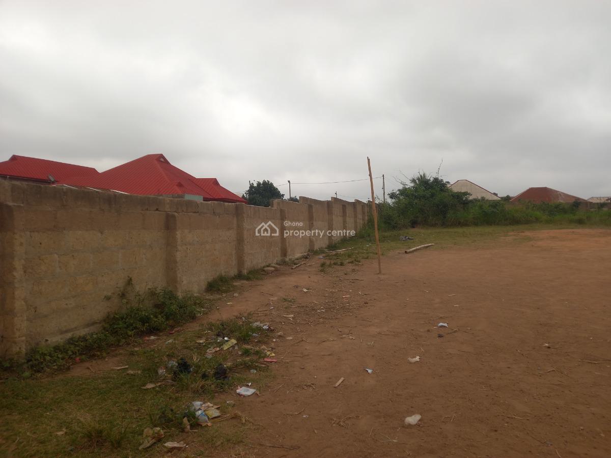 4 Plots ( 1 Acre Land)   Fence Walled., Kenyasi Bosore, Near Buokrom, Kumasi Metropolitan, Ashanti, Land for Sale
