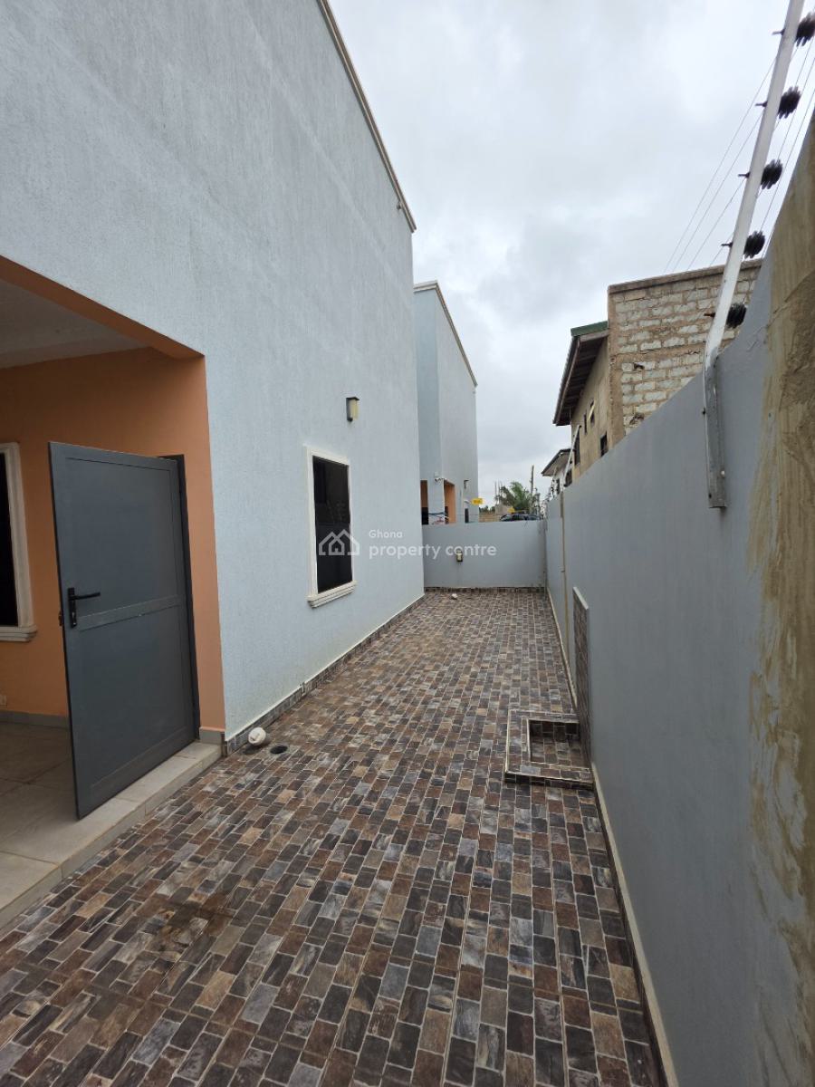 4 Bedroom House with a Boys Quarters  at East Legon Ogbojo, Ogbojo, Accra Metropolitan, Accra, House for Sale