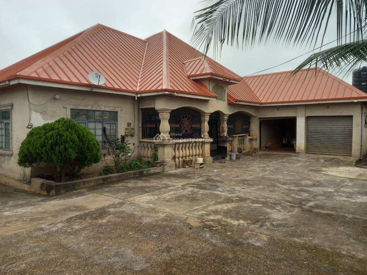 6 Bedrooms, Nyankyerenyase, Near Sofoline Tanoso., Kumasi Metropolitan, Ashanti, House for Sale