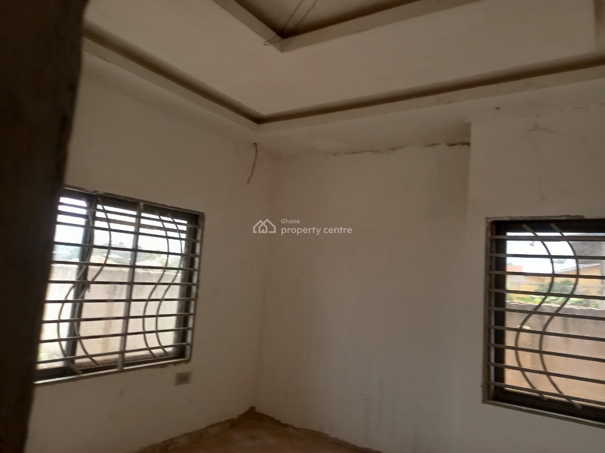 7 Bedrooms  ( 4th House Main Highway Road), Adesina, on Kenyasi Abrem Road., Kwabre, Ashanti, House for Sale
