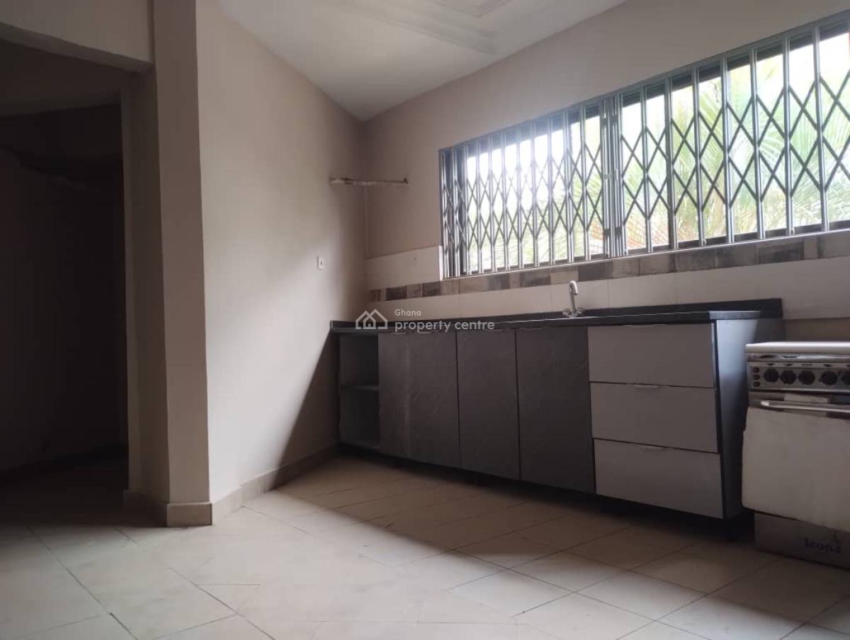 Weija Choice 8 Bdrms with Boys Quarters, Choice, Weija, Ga South Municipal, Accra, House for Sale