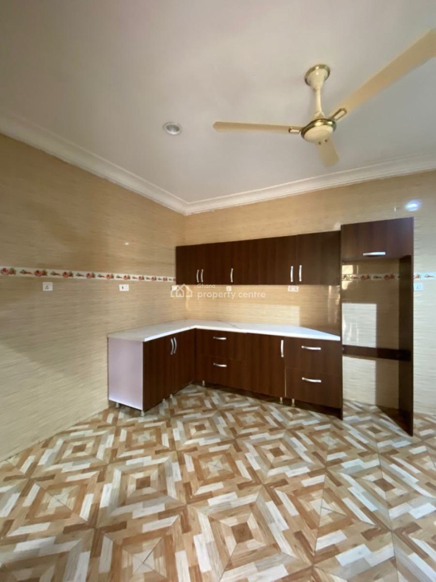 Five Bedroom Self Compound, Offankor Asofa, Ga East Municipal, Accra, House for Rent
