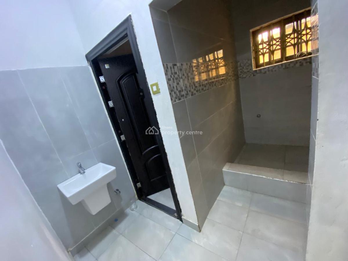 4 Bedroom House, Mile 7, Achimota, Accra, House for Rent