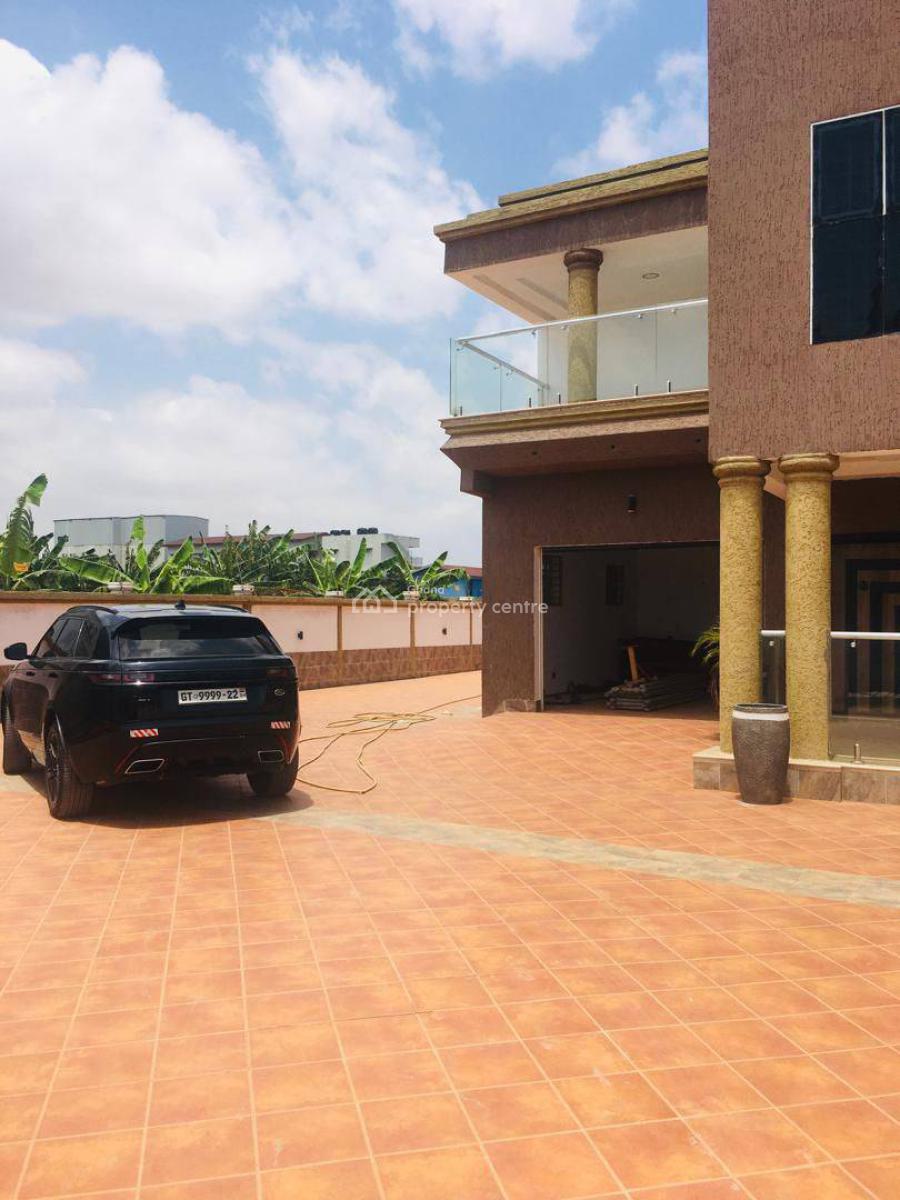Executive Newly Built 4 Bedroom, Ogbojo, Adenta Municipal, Accra, Townhouse for Sale